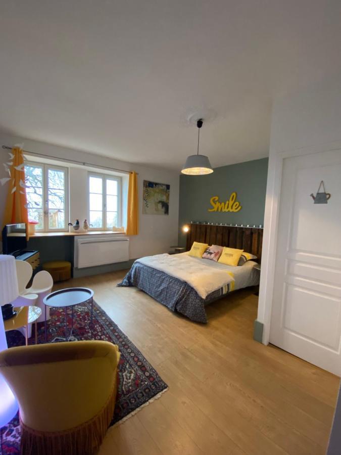 Bed and Breakfast L'Entre-Coeur Menetru-le-Vignoble Екстер'єр фото